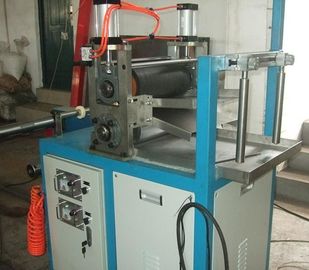 China Máquinas de la fabricación de la película del PVC con proceso de la protuberancia de la película plástica proveedor